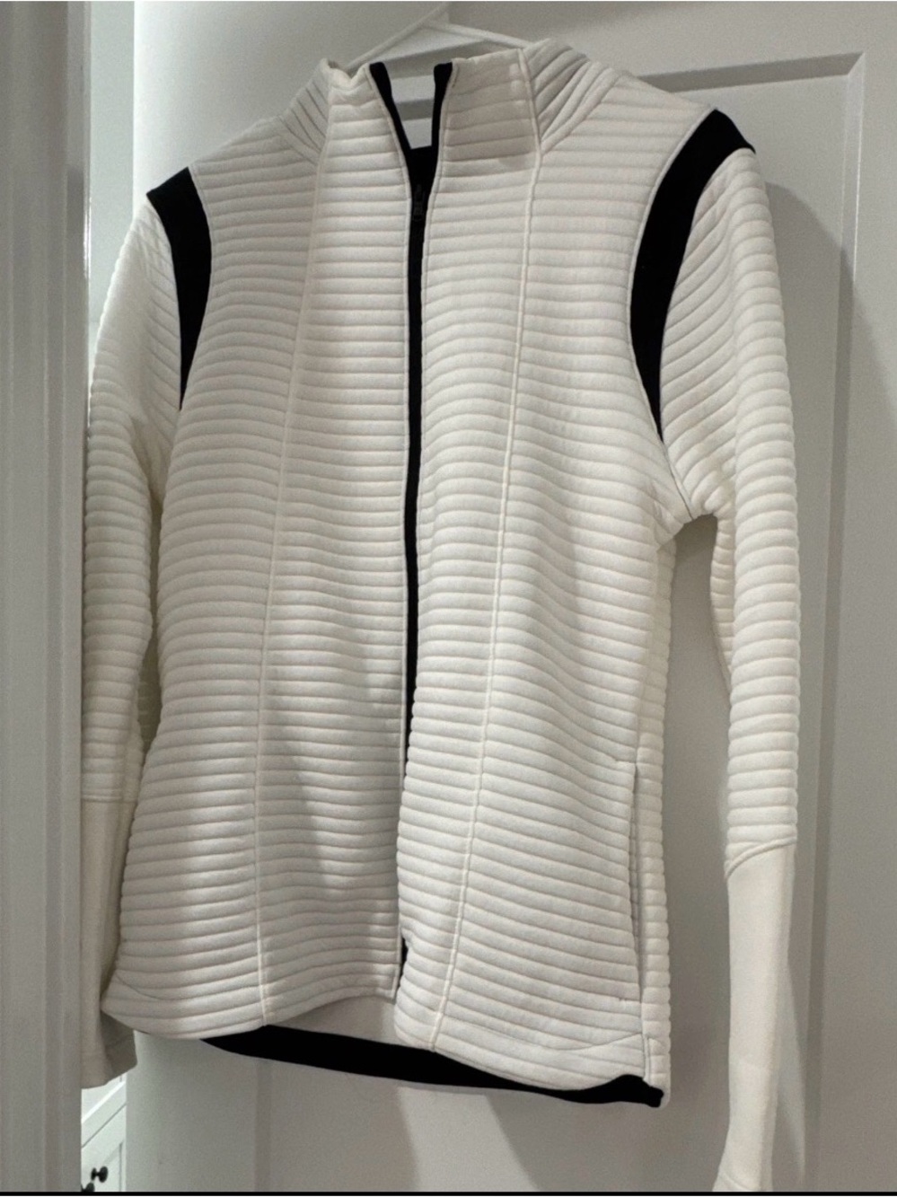 Under Armour Zip up size S small stain on collar.